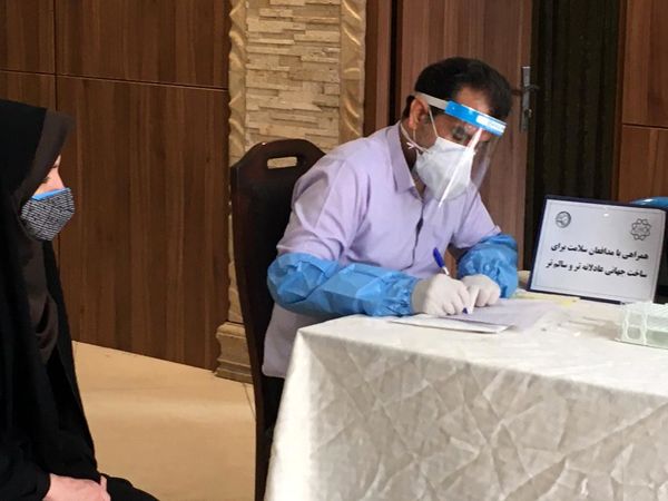 غربالگری روزانه 300 خانواده ساکن منطقه 13