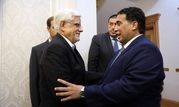 عارف: ایران تهدیدات را تبدیل به فرصت کرده است

