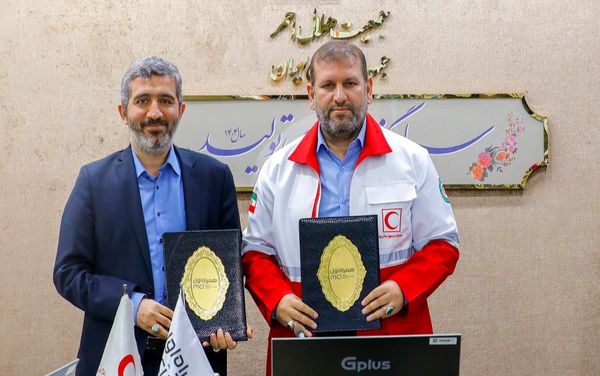 همراه اول و هلالاحمر تفاهمنامه همکاری امضاء کردند