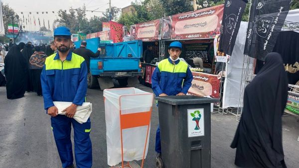 جمع‌آوری بیش از ۴.۵ تن پسماند در مسیر راهپیمایی جاماندگان اربعین در منطقه ۱۳

