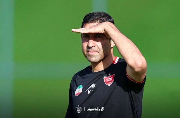 الماس پرسپولیس در انباری ذهن وحید هاشمیان