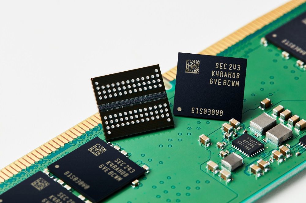 سامسونگ تولید انبوه حافظه‌های رم 12 نانومتری DDR5 DRAM را آغاز کرد