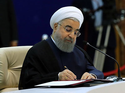 تقدیر رییس جمهور از معاون نظارت مالی و خزانه دار کل کشور وزارت امور اقتصادی
