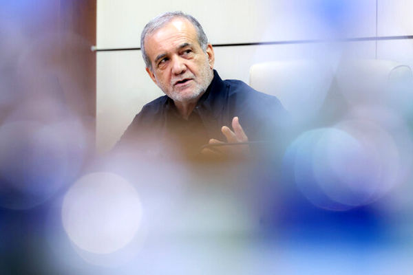 پیام پزشکیان به مناسبت روز پزشک

