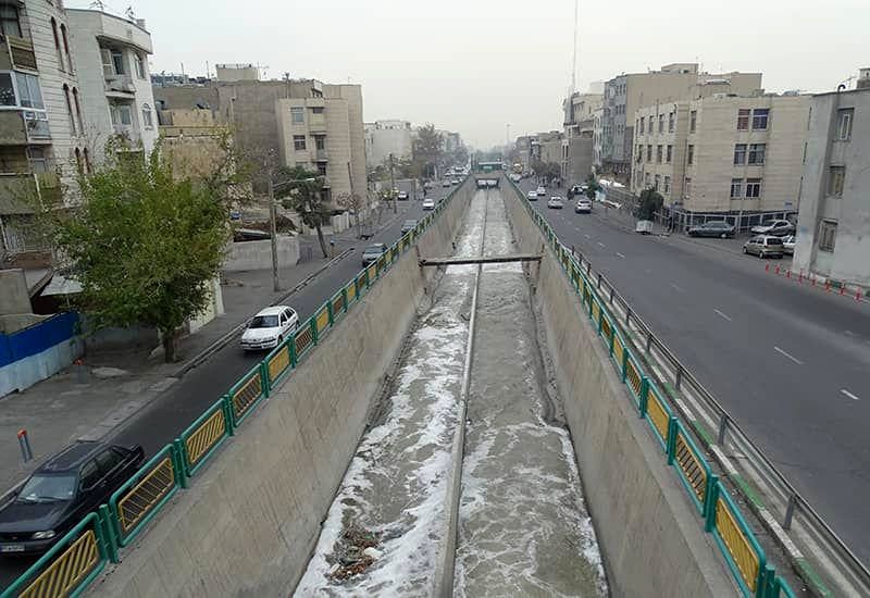 آغاز مطالعات و گمانه های ژئوتکنیکی به منظور احداث تونل کمکی زرین گلاب

