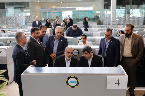 استفاده از بازار سرمایه وابستگی بانکها به منابع دولتی را کاهش میدهد