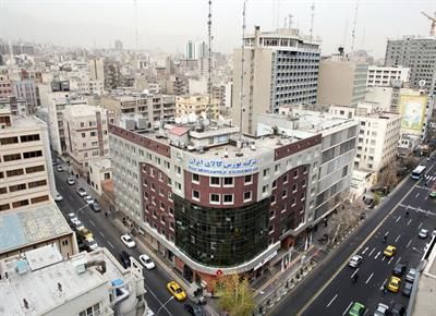 عرضه 670 هزار تن انواع محصول در تالارهای بورس کالا